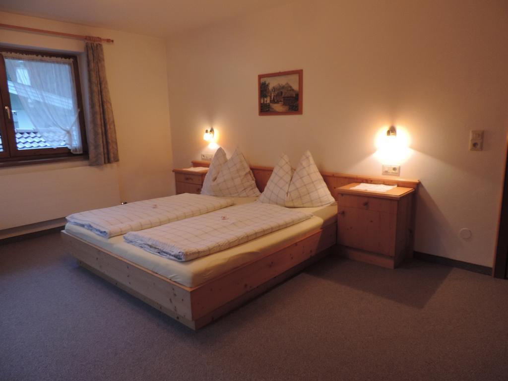 Ferienwohnung Johann Niedermoser Fieberbrunn Rum bild